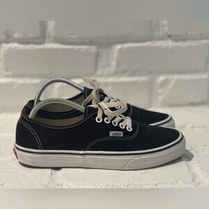 VANS Authentic Black Skateboarding Shoes women's size 9.5, men’s size 8